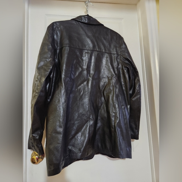 Danier Genuine Leather Jacket, Size Large, Black - Picture 2 of 6